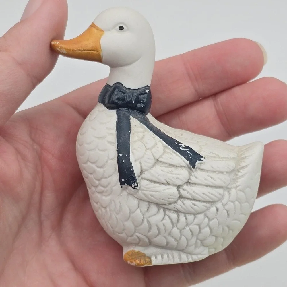 Goose Salt & Pepper Shakers Blue Ribbon Bow Geese Vintage